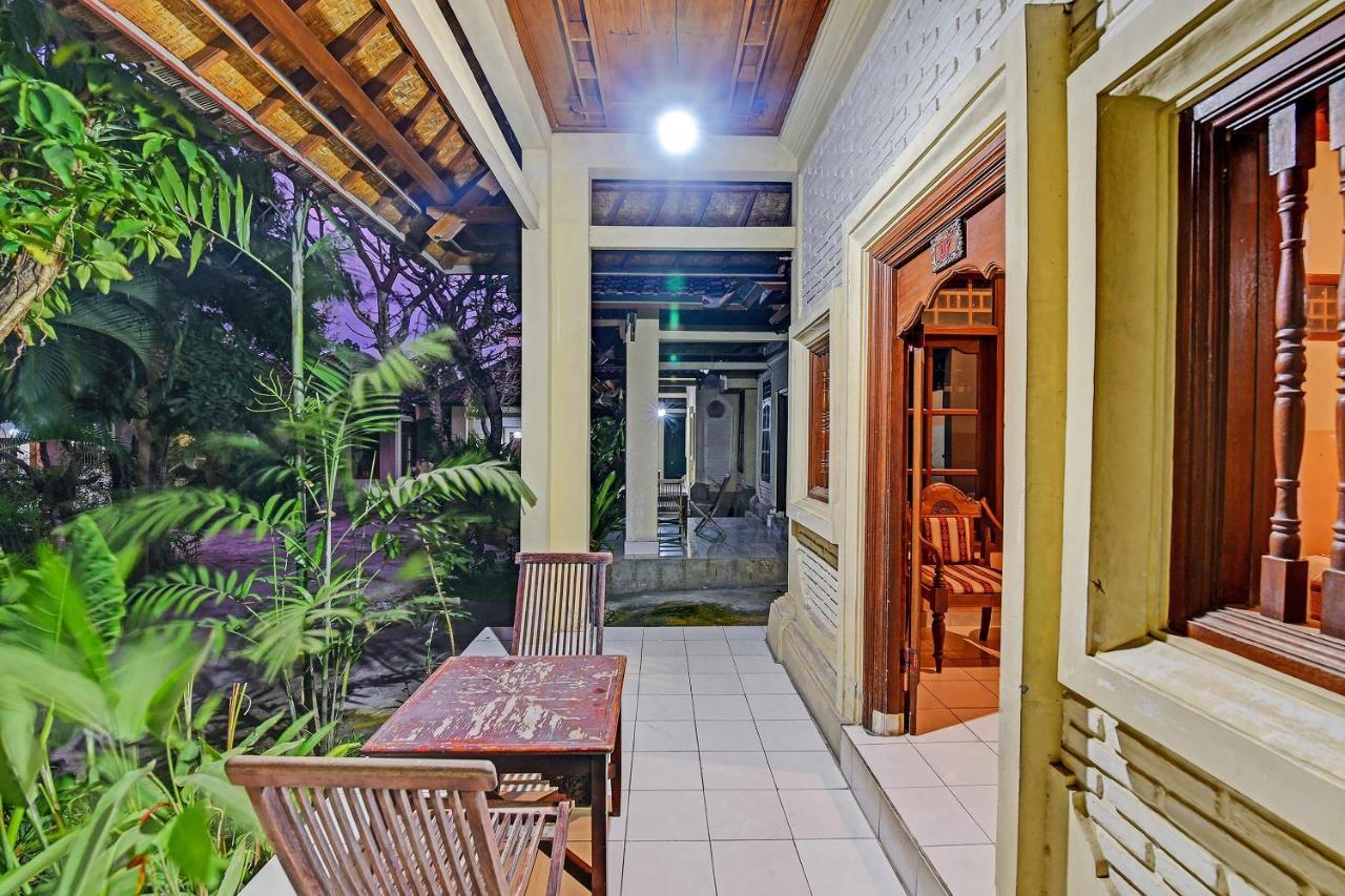 Oyo 91503 Hotel Gedong Ayu Near Sanur Убуд Екстериор снимка